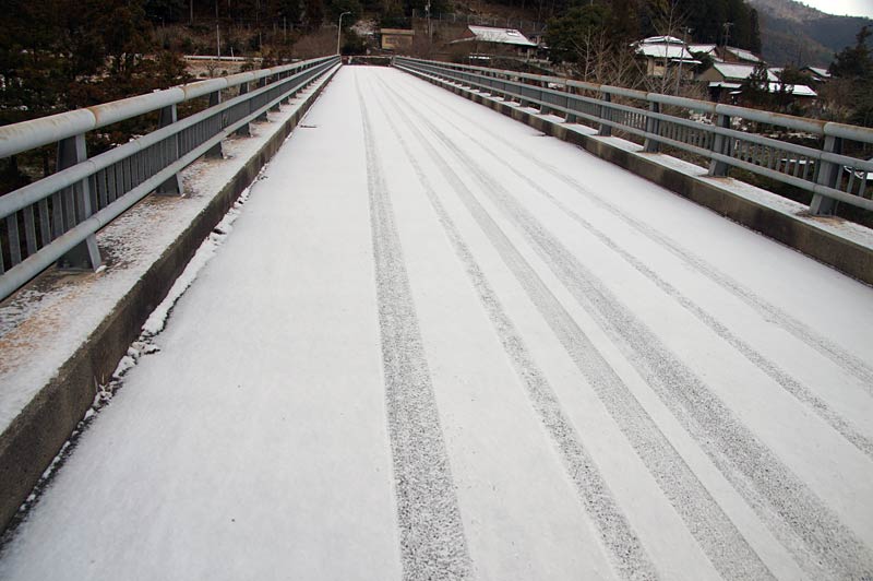 落滝橋の積雪の様子