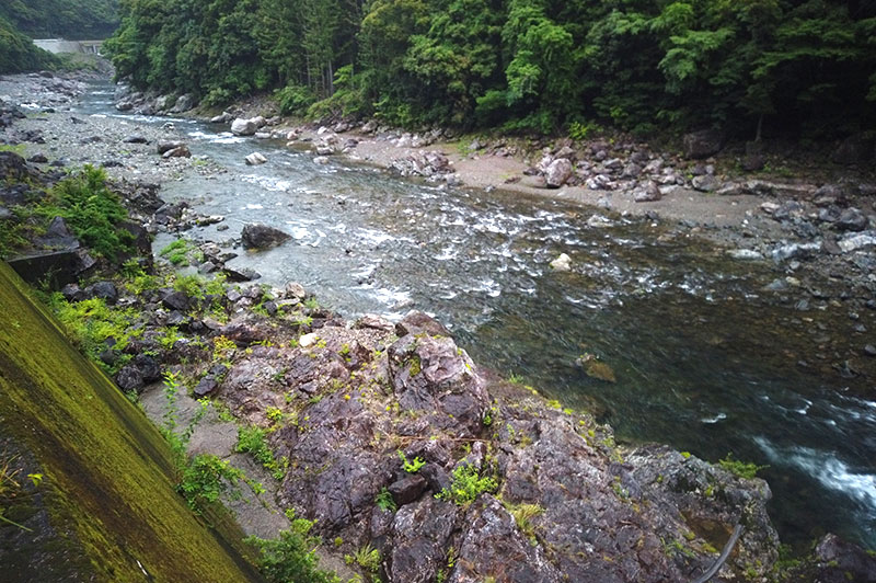 大熊谷出合上流付近の川の様子
