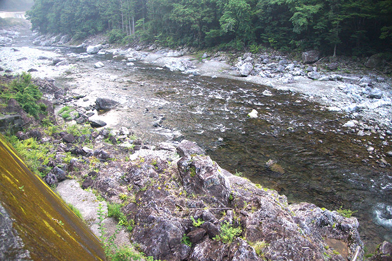 大熊谷出合上流付近の川の様子