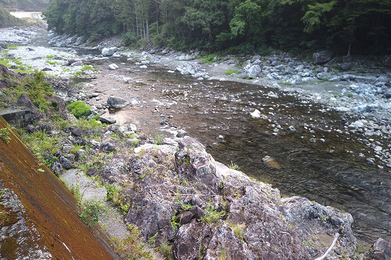 大熊谷出合上流付近の川の様子