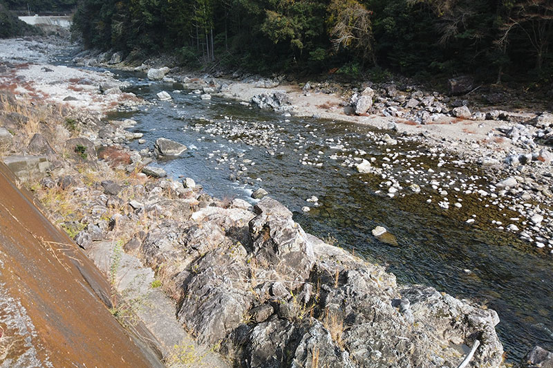 大熊谷出合上流付近の川の様子