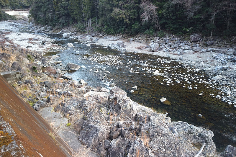 大熊谷出合上流付近の川の様子