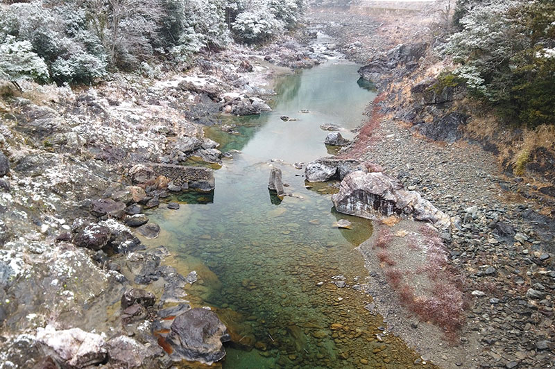 落滝橋からの川の様子