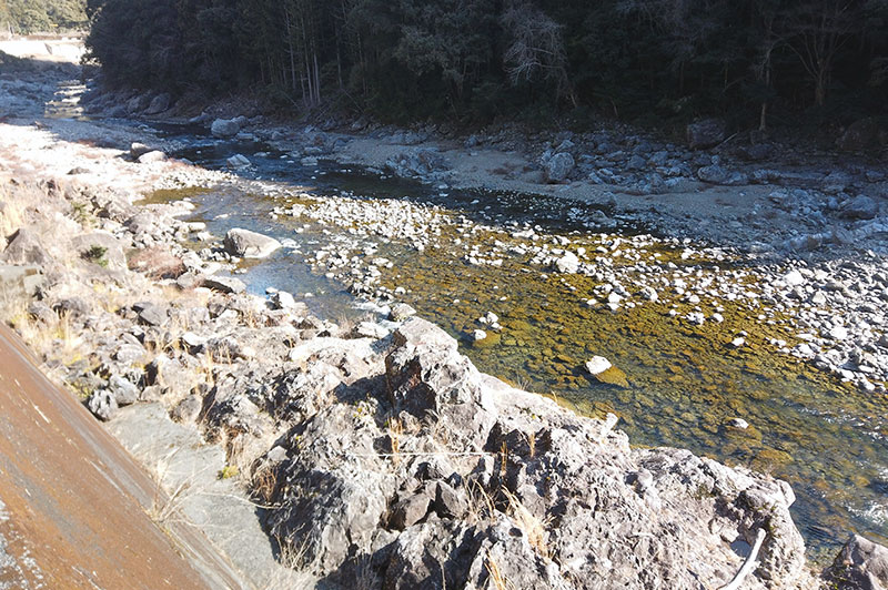 大熊谷出合上流付近の川の様子