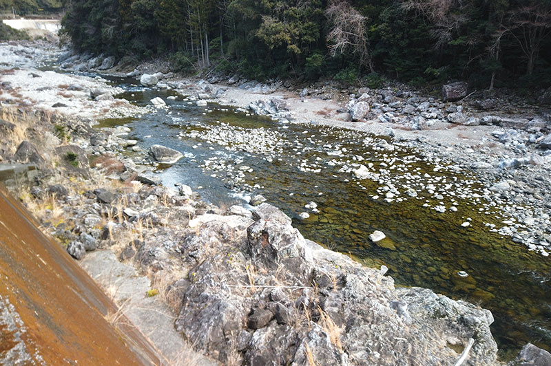 大熊谷出合上流付近の川の様子