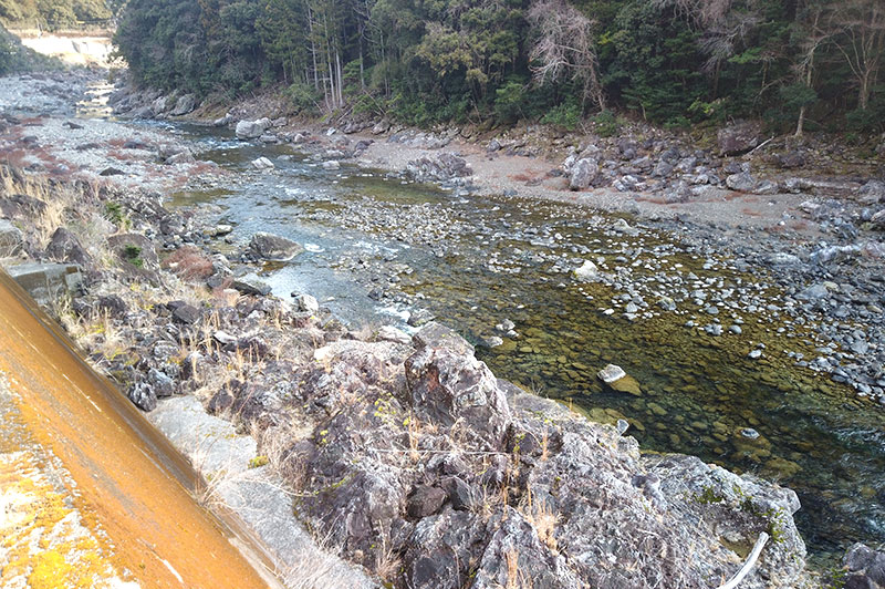 大熊谷出合上流付近の川の様子