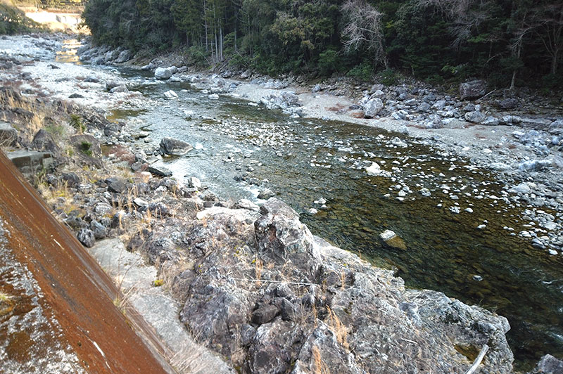 大熊谷出合上流付近の川の様子