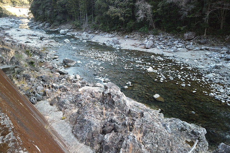 大熊谷出合上流付近の川の様子